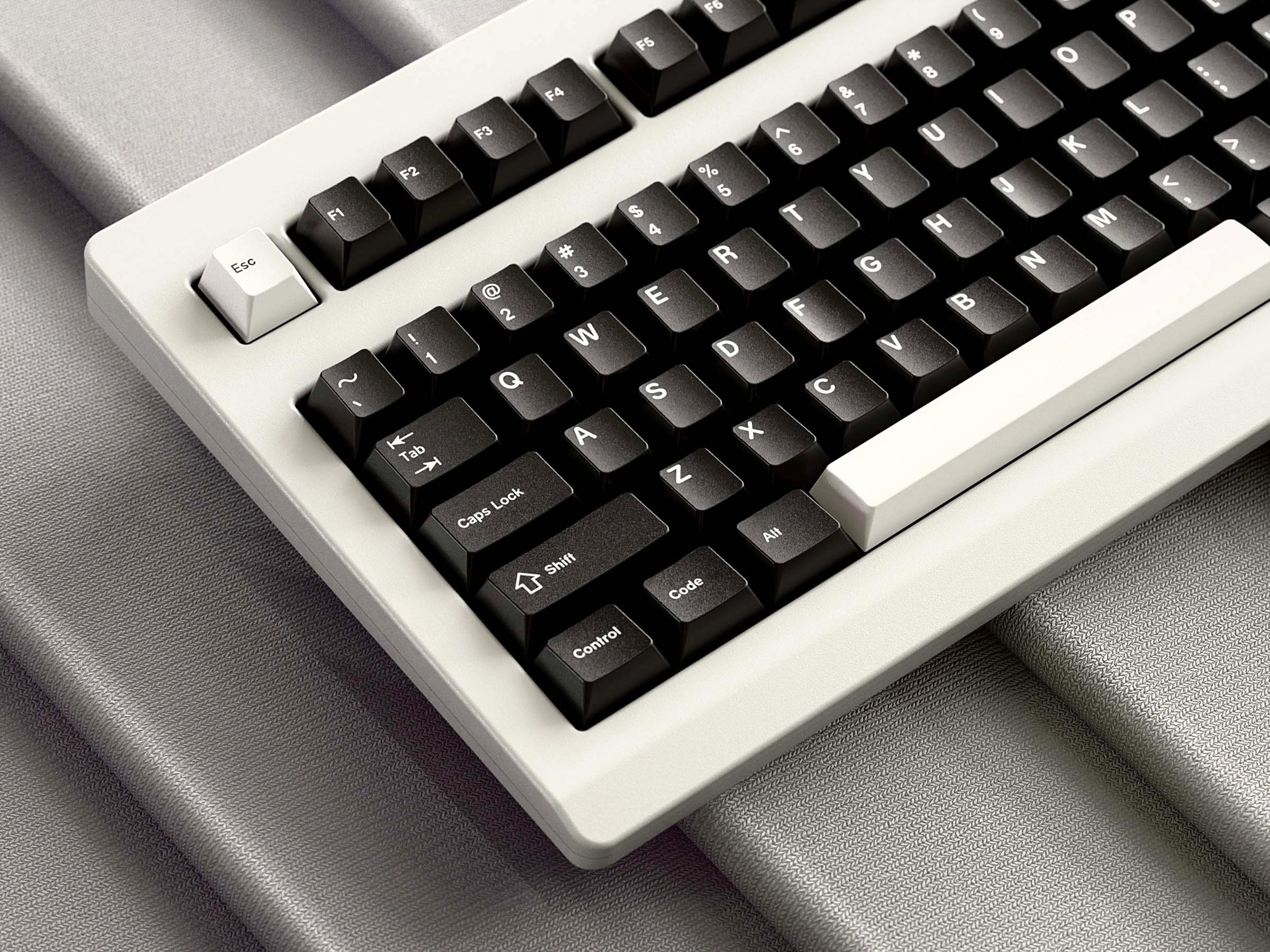 GMK CYL WoB | Classic White on Black Keycap Set
